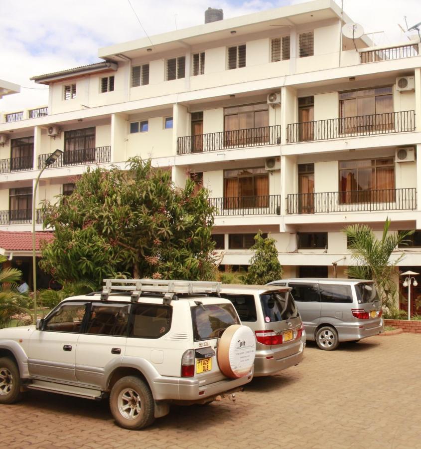 Kilimanjaro Crane Hotel Moshi Exterior foto